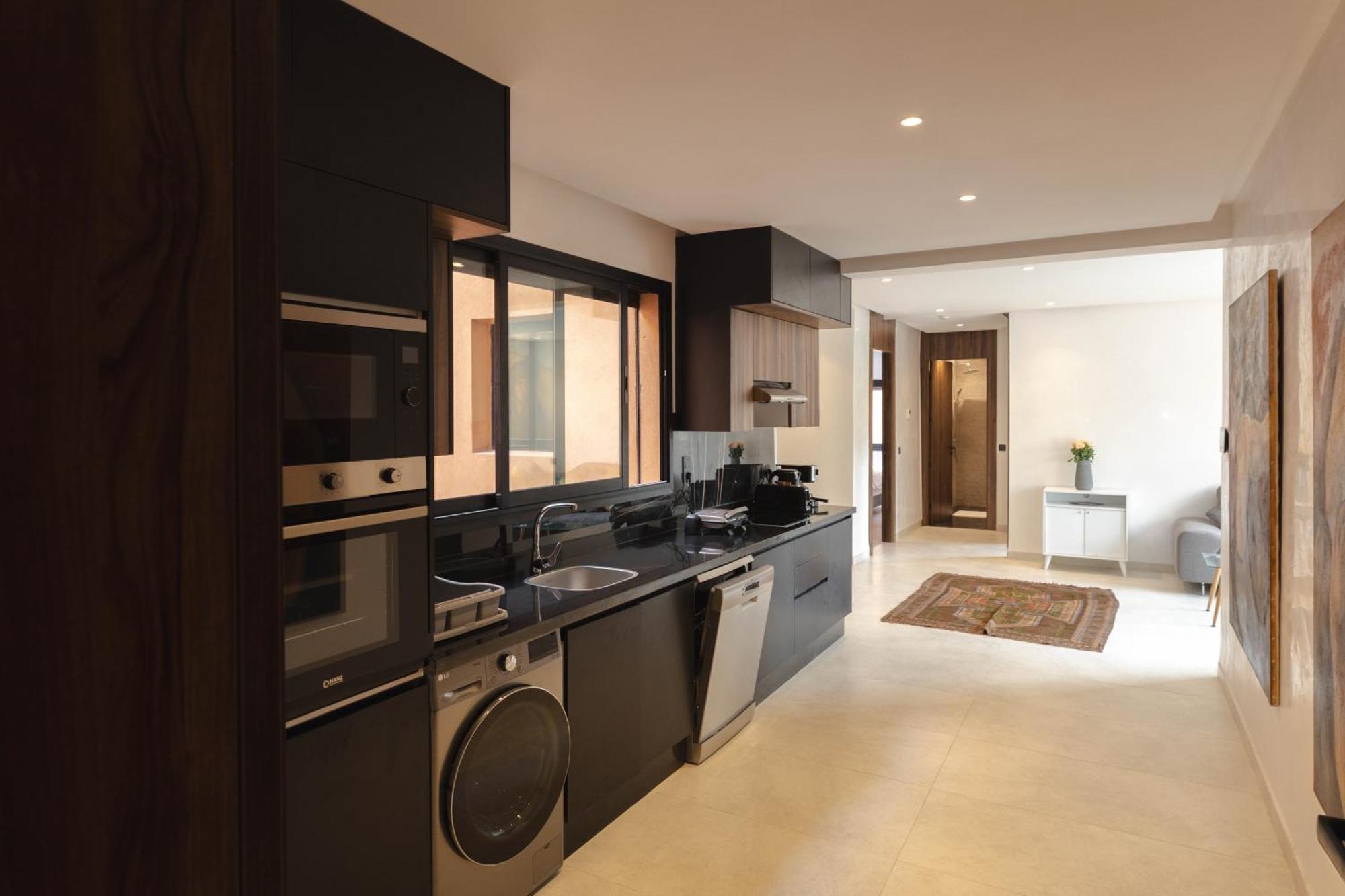 Appartement Uniquement Familial 2 Chambres Spacieux Cosy, Calme マラケシュ エクステリア 写真
